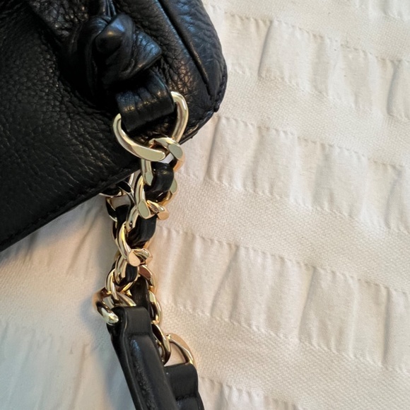 Tory Burch Black Leather Shoulder Bag - Picture 10 of 15